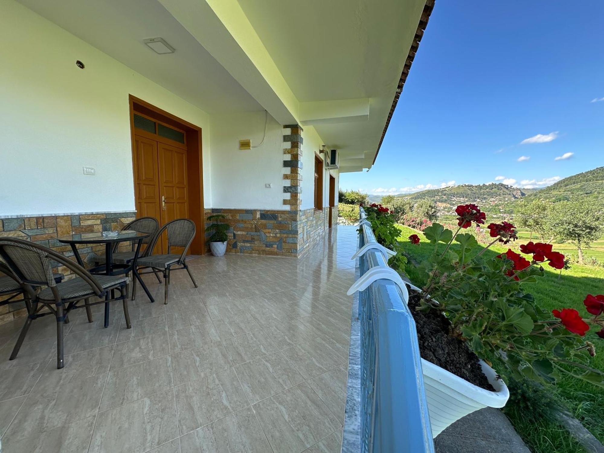 Vila Ardea Berat Exterior photo